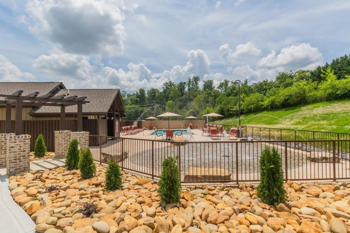 New Const Sleeps 6 Pool - Close To Pkwy Pigeon Forge Bagian luar foto